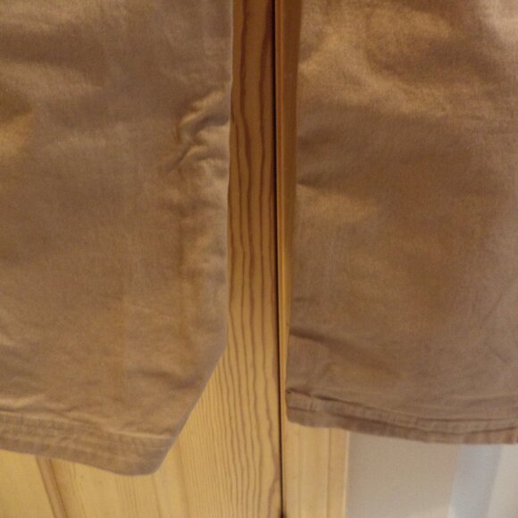 DULUTH TRADING CO. CARPENTER PANTS Style: Flex Fire Hose-Color: Khaki Size:36/32 - Picture 3 of 11